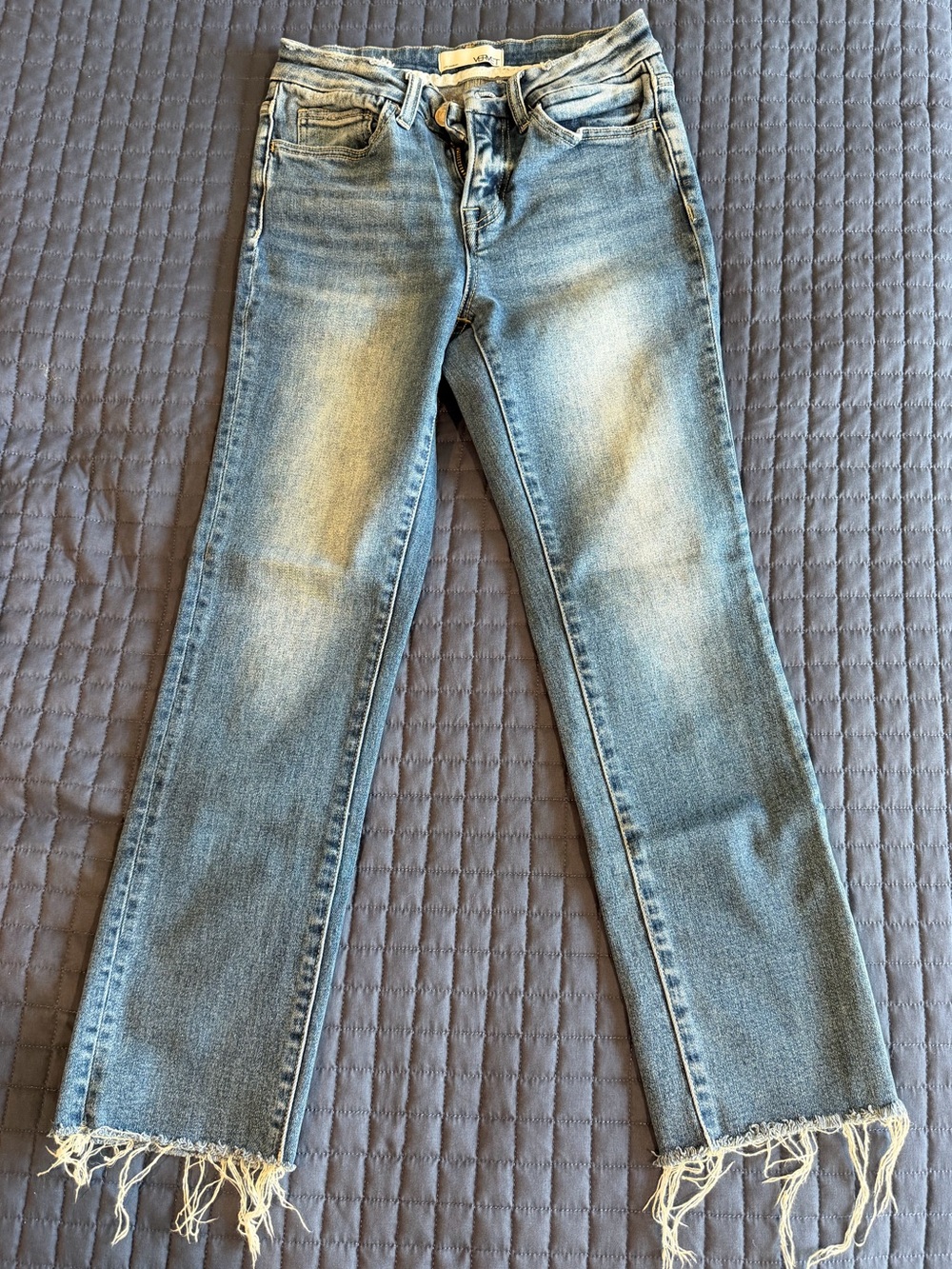 Light Blue Straight Leg Women’s Jeans with Frayed Hem